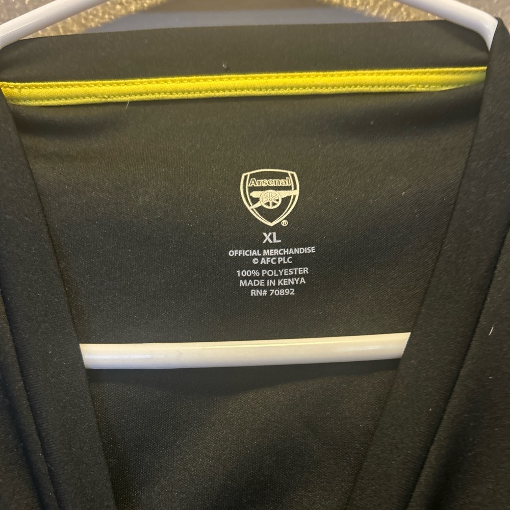 Arsenal FC Black Training T-Shirt Mens XL | Peeling Logo Flaw | Soccer Je - Picture 3 of 4